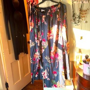 Tropical long skirt with 2 front slits